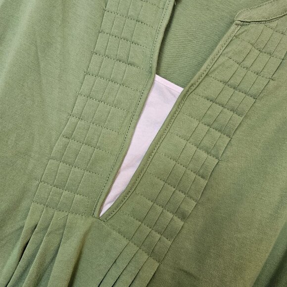 Woman Within Green Pleated Tunic Top NWT Size L 18/20 Plus - Picture 3 of 3